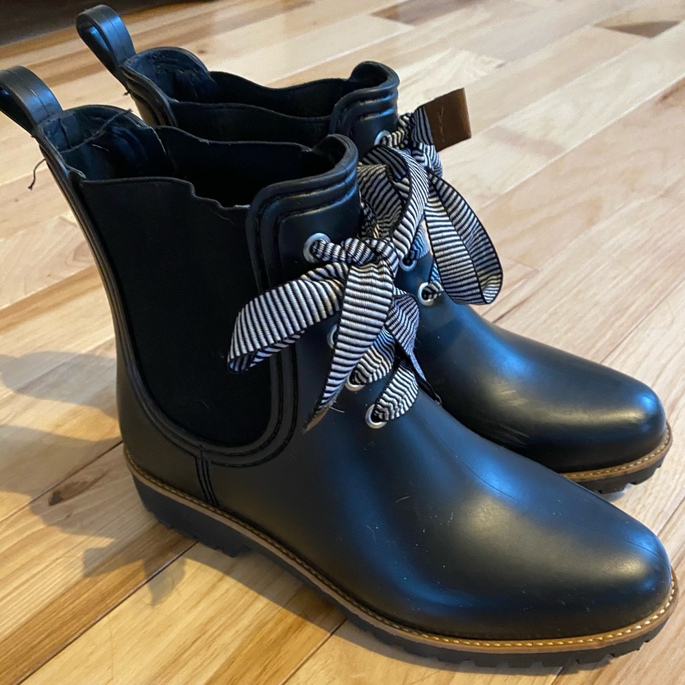 Bernardo Zina Rain Boots